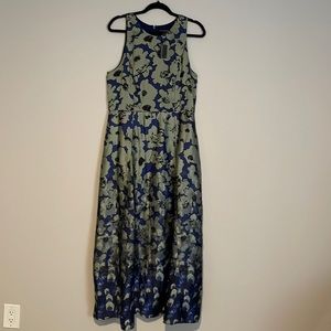 Banana republic long maxi dress with tag